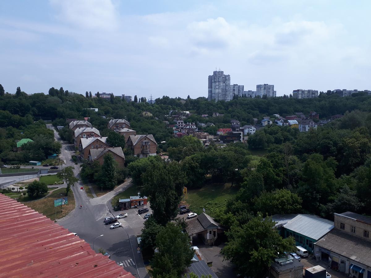 Vremena Goda Apartments Kiev Bagian luar foto